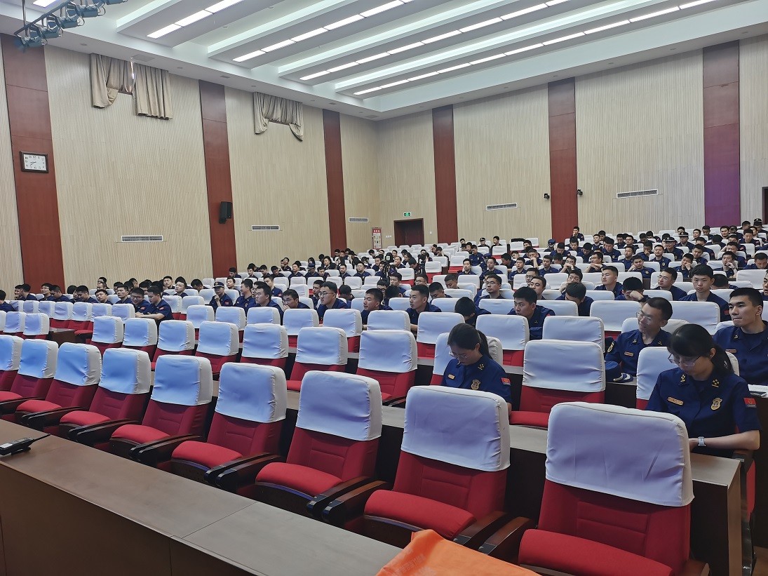 老哥俱乐部-老哥必备的交流社区