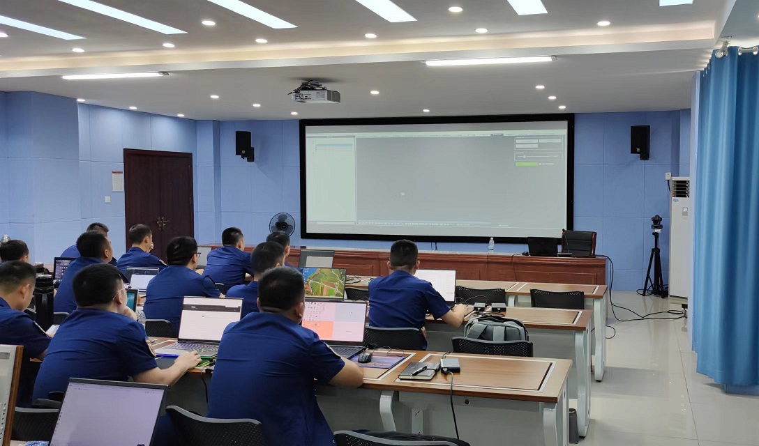 老哥俱乐部-老哥必备的交流社区