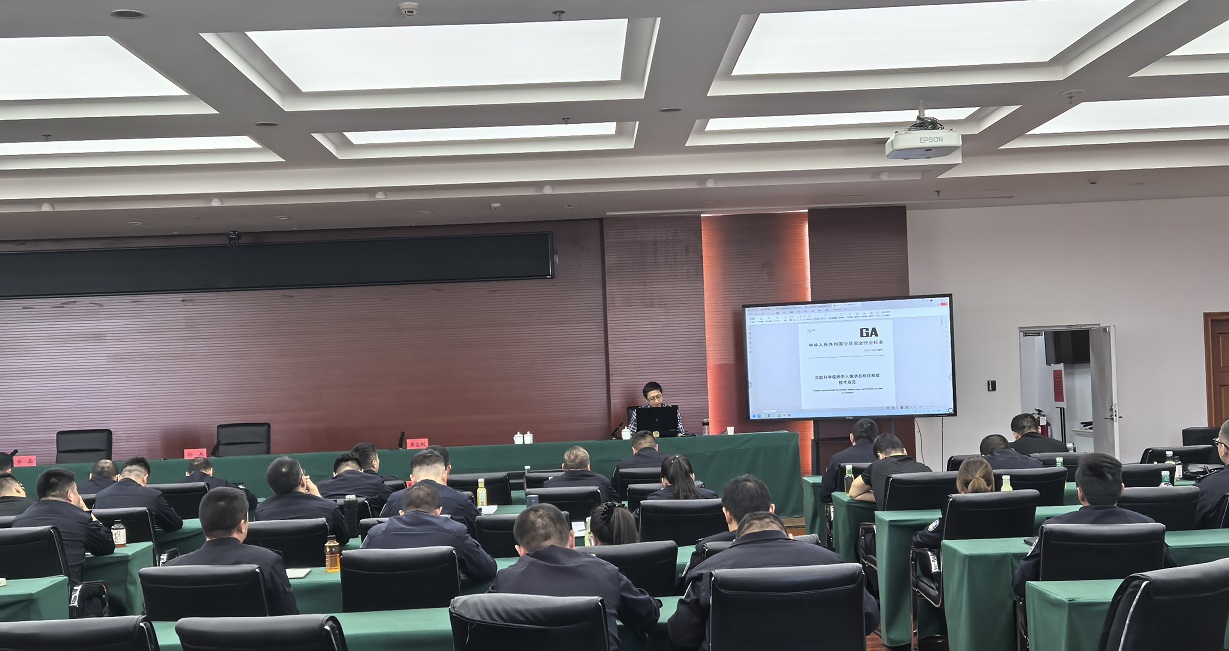 老哥俱乐部-老哥必备的交流社区