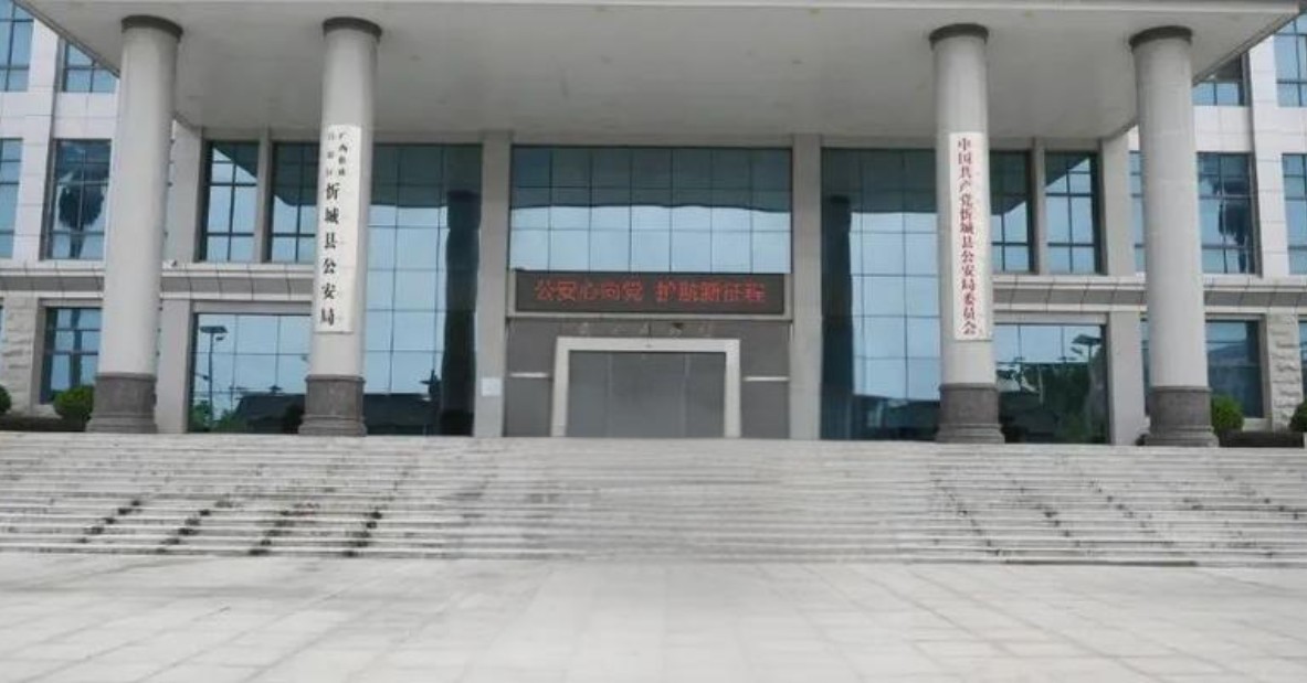 老哥俱乐部-老哥必备的交流社区