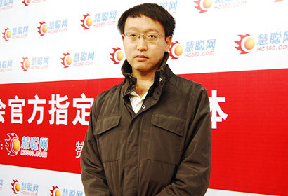 老哥俱乐部副总司理张弛